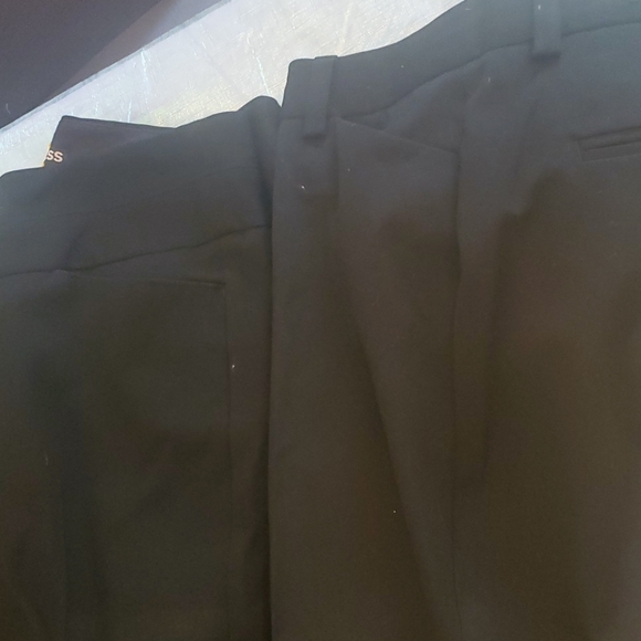 Lot of 4 nice condition express editor pants - Picture 7 of 7